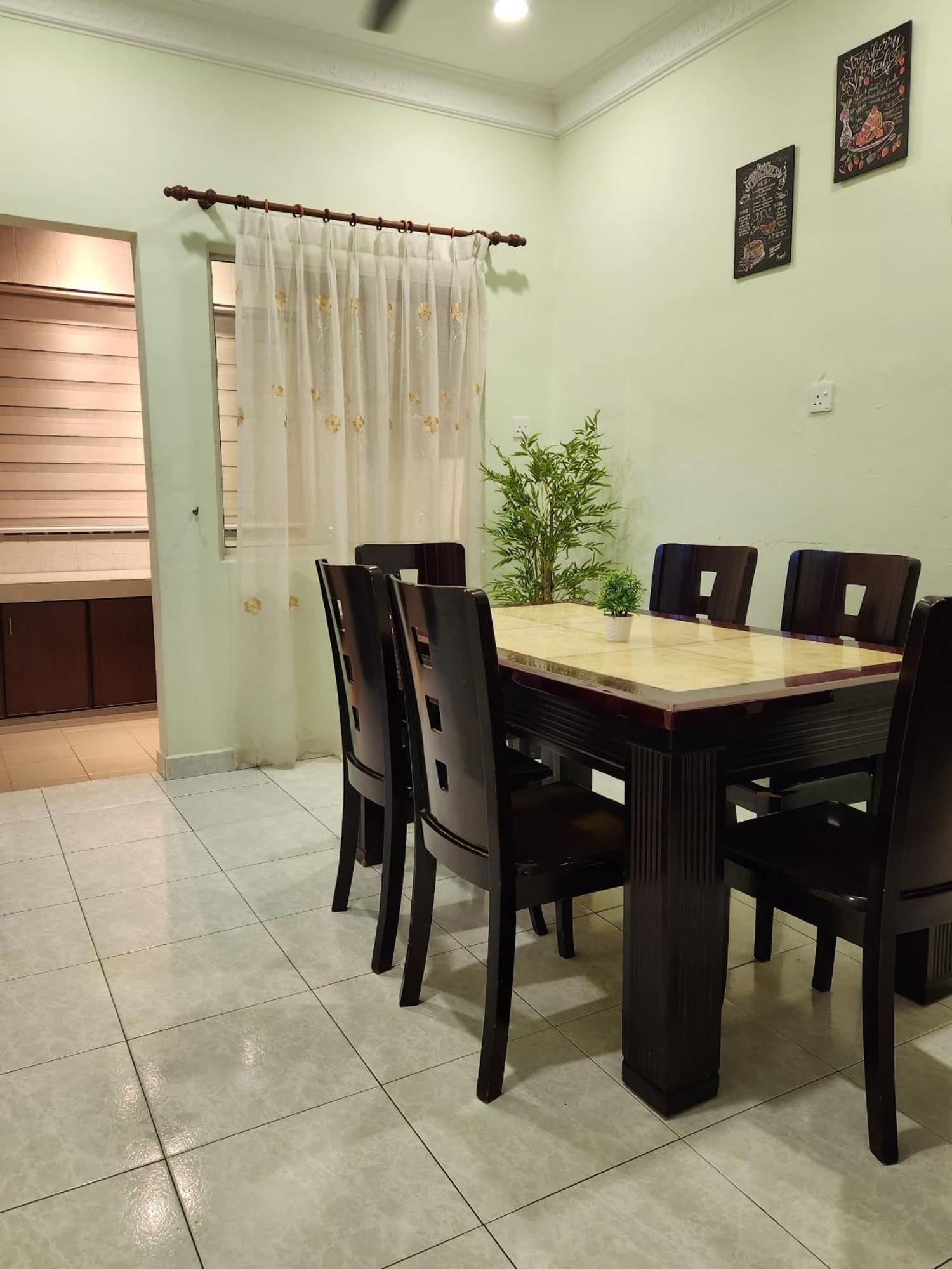 Galaxy Guest Home By Ipoh Maju Stay Zewnętrze zdjęcie